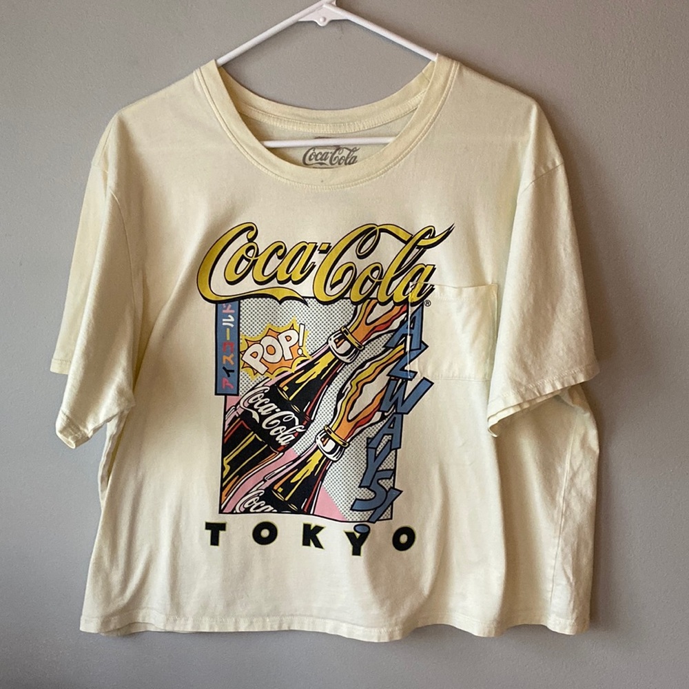 Coca Cola Tokyo crop tee size XXL